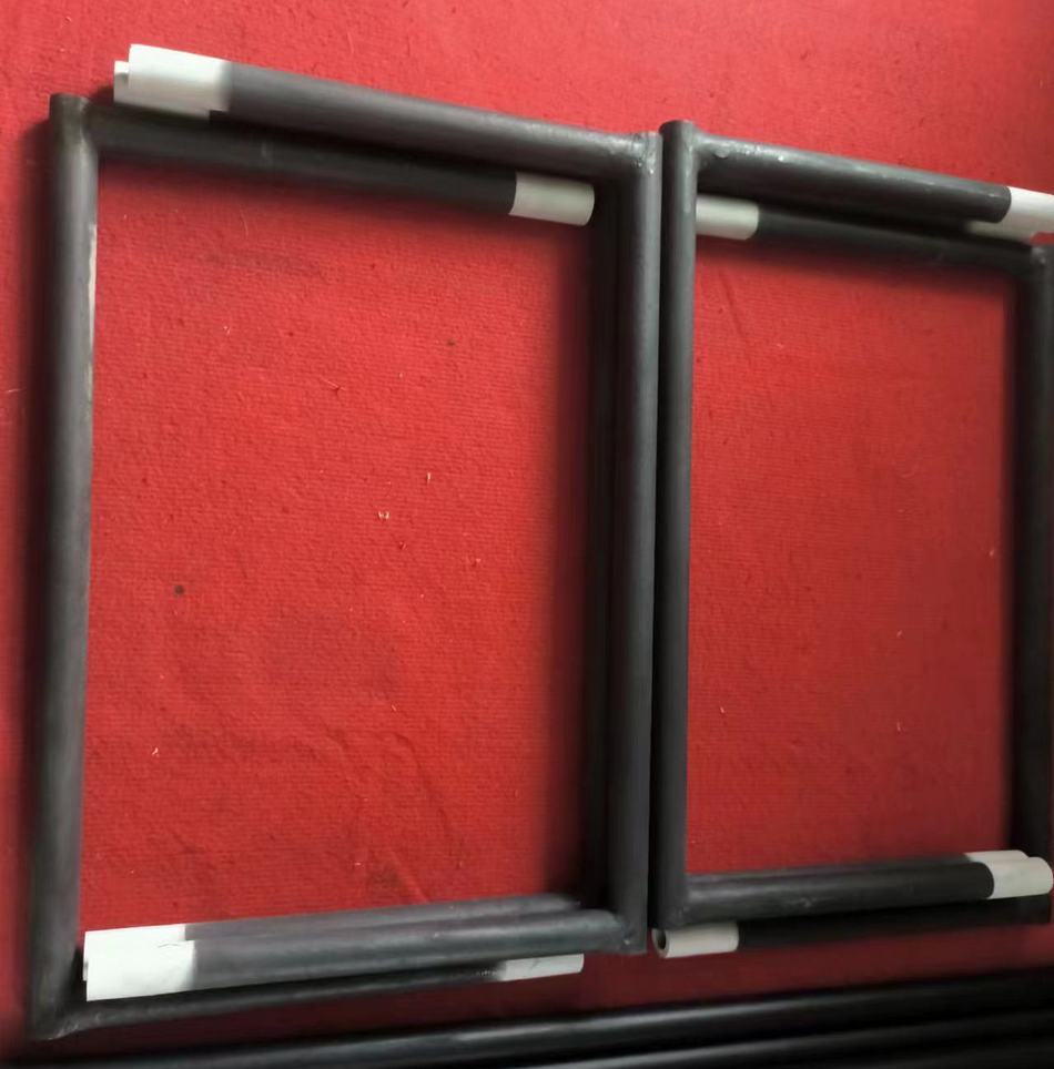 Silicon carbide heater, silicon carbide rods